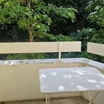 Joli T2 Vue Sur Le Jardin Proche De Toulouse *