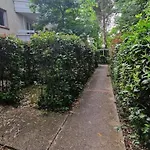 شقة Joli T2 Vue Sur Le Jardin Proche De Toulouse *