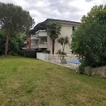 Joli T2 Vue Sur Le Jardin Proche De Toulouse شقة *