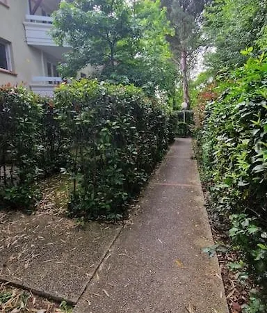 Apartmán Joli T2 Vue Sur Le Jardin Proche De Toulouse *