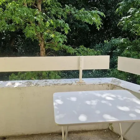 Joli T2 Vue Sur Le Jardin Proche De Toulouse *