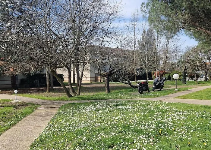 Joli T2 Vue Sur Le Jardin Proche De Toulouse Διαμέρισμα Launaguet