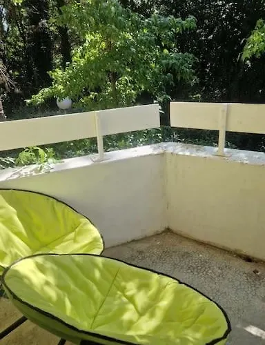 Joli T2 Vue Sur Le Jardin Proche De Toulouse *